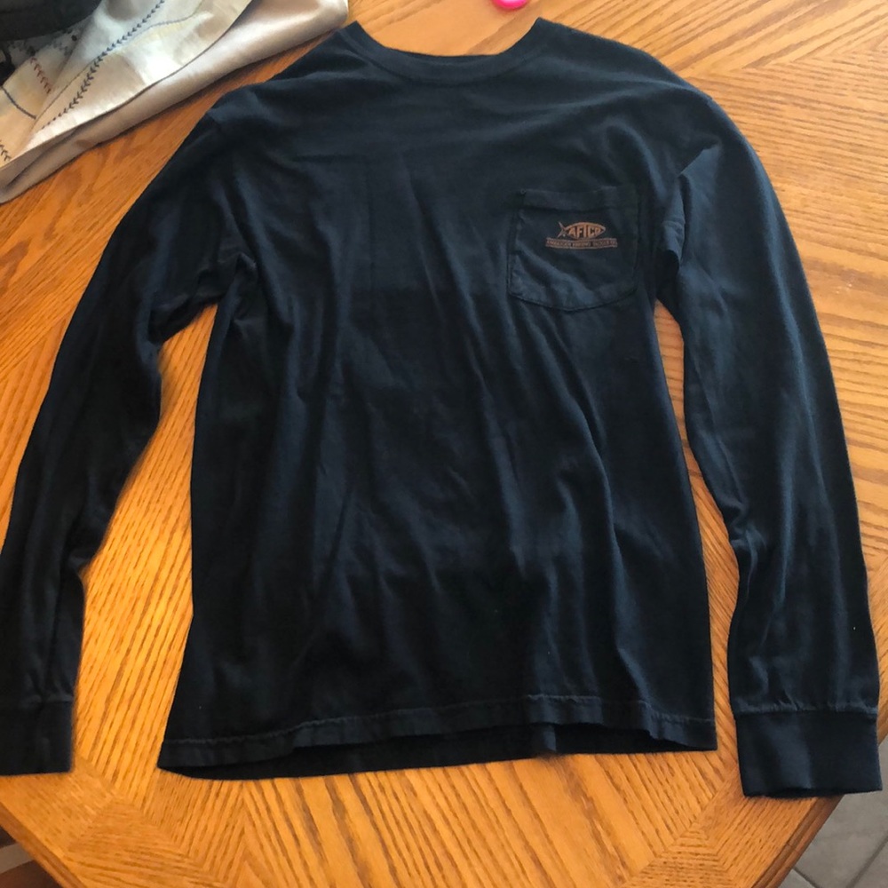 Men’s long sleeve t shirt